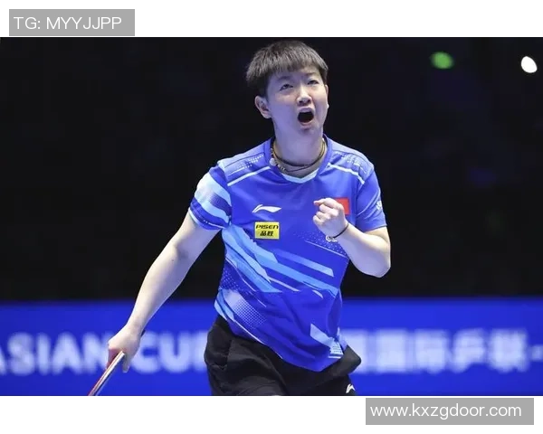 孙颖莎与足球球星风采对比图片集展示魅力与实力 孙颖莎与足球球星风采对比图片集展示魅力与实力