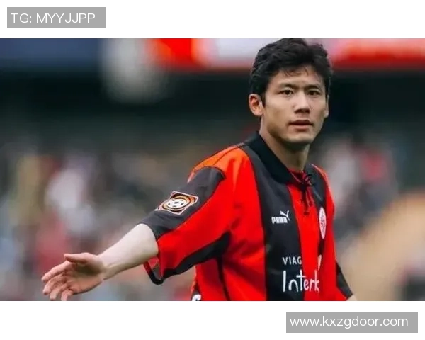 足球百年风云：探索世界足坛百位传奇球星的辉煌足迹